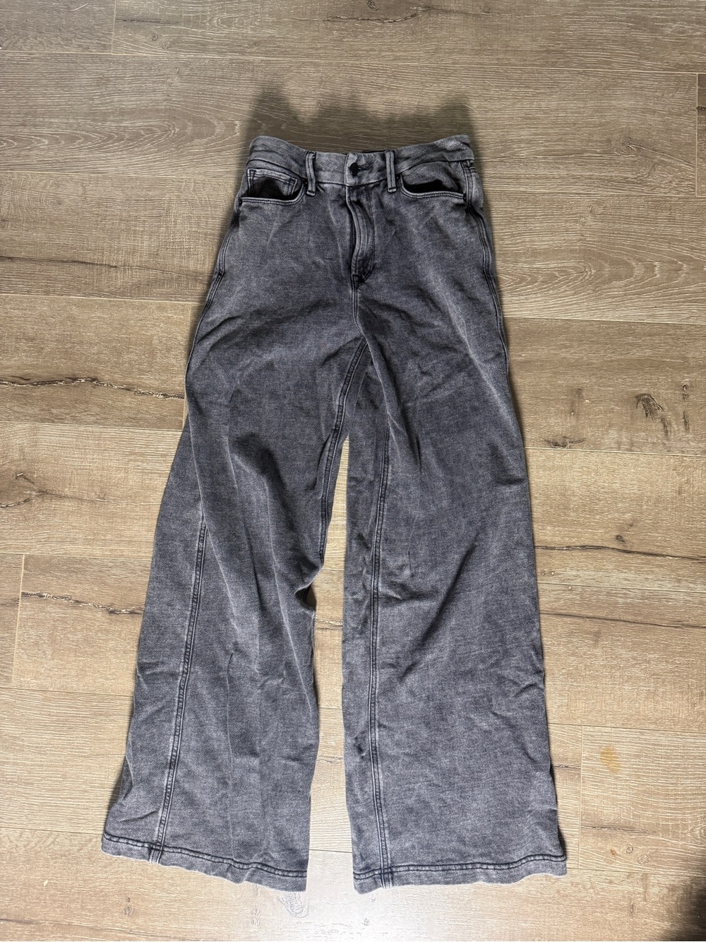 Good American Jeanius Sweatpants Jeans